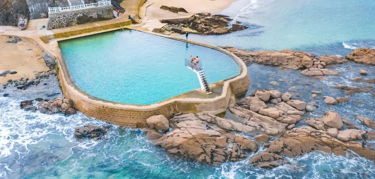 Gite Ker Eost - Elegance & Charme Proche De La Mer Lantic 0*,